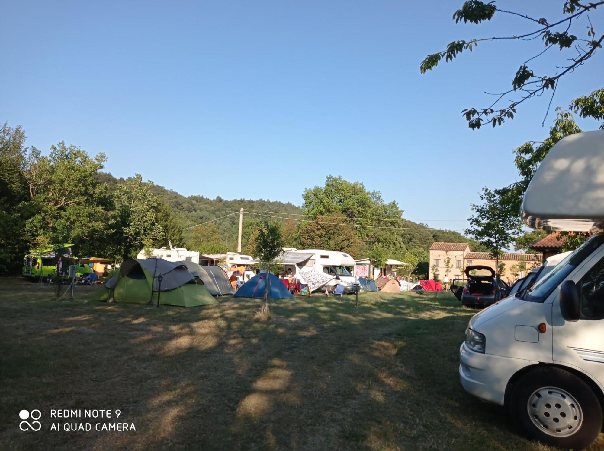 Antica Dimora - Glamping Fiordaliso Hotel Sarnano Eksteriør billede